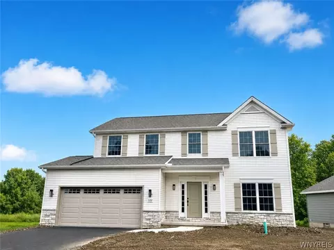 5151 Bridle Path Ln, Lewiston, NY 14092