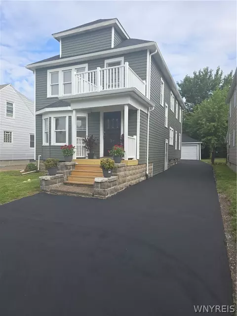 Exterior - 87 Eiseman Ave, Buffalo, NY 14217 photo 2 of 5