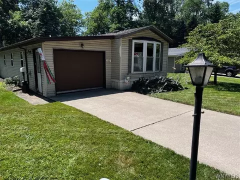 3926 Lockport Olcott, Lockport, NY 14094