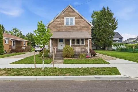51 Pleasant Pkwy, Cheektowaga, NY 14206