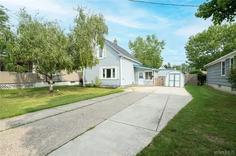 84 Chapel Ave, Cheektowaga, NY 14225