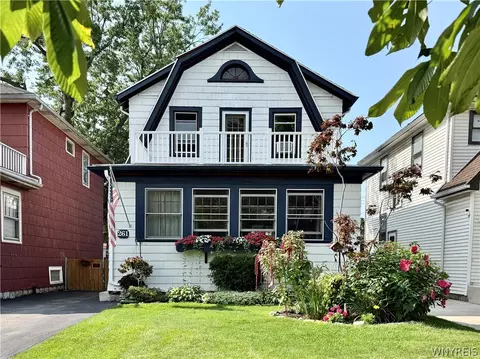 261 Sanders Rd, Buffalo, NY 14216