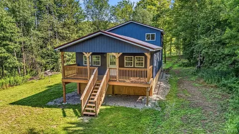 4927 Gooseneck Rd, Yorkshire, NY 14042