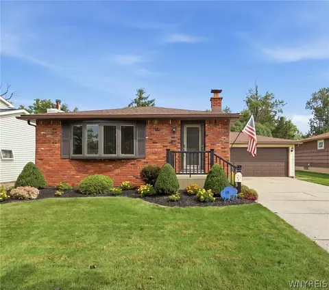202 Barbados Dr, Cheektowaga, NY 14227