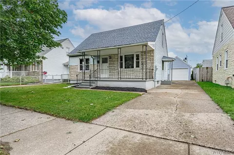 3644 Ferry Ave, Niagara Falls, NY 14301