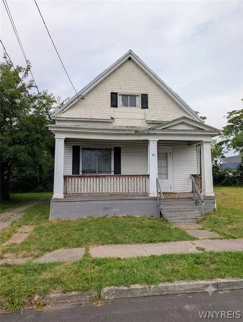 92 Gittere St, Buffalo, NY 14211