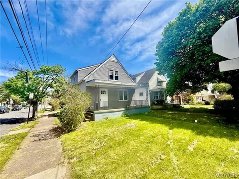 839 17th St, Niagara Falls, NY 14301