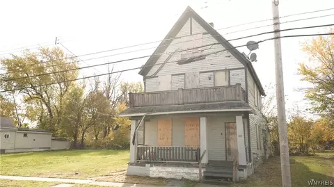 359 Riley St, Buffalo, NY 14208