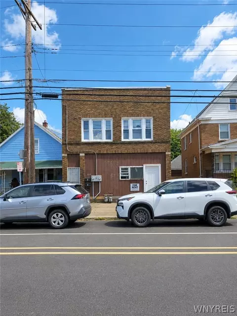 1727 Ferry Ave, Niagara Falls, NY 14301