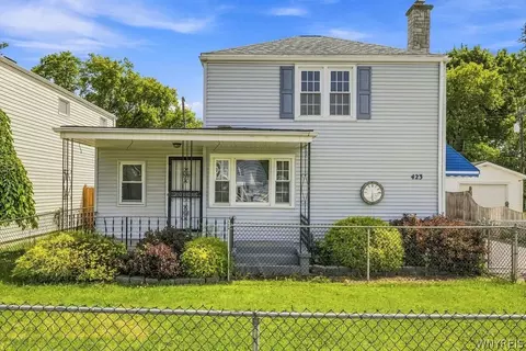 423 76th St, Niagara Falls, NY 14304