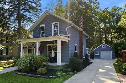 59 Center St, Aurora, NY 14052