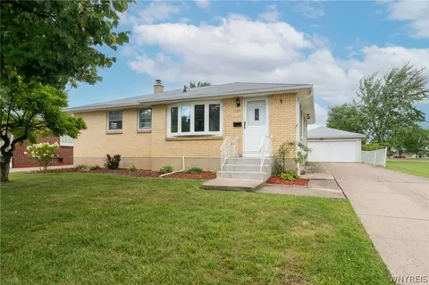 150 Lamson Rd, Buffalo, NY 14223