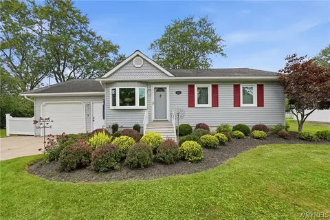 624 Alt Blvd, Grand Island, NY 14072