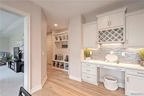 Entry Way - 98 Peppermint Rd, Lancaster, NY 14086 photo 5 of 10