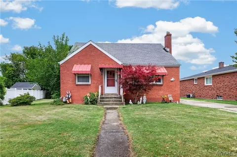 16 Densmore St, Buffalo, NY 14220