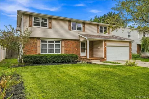 188 Ranch Trl, Amherst, NY 14221