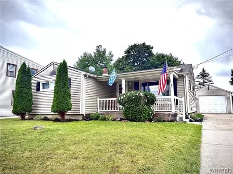 1700 Eggert Rd, Amherst, NY 14226
