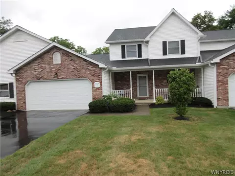 6029 Quaker Hollow Rd #3, Orchard Park, NY 14127