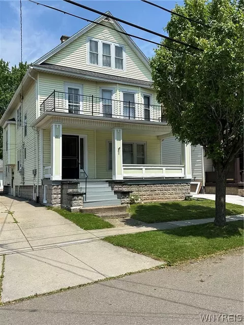 22 Briggs Ave, Buffalo, NY 14207