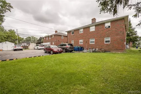 Exterior - 56 Eiss Pl, Amherst, NY 14226 photo 6 of 6