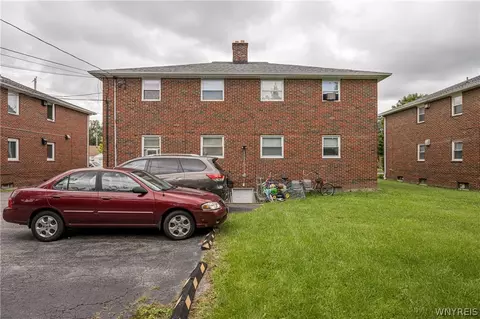Exterior - 56 Eiss Pl, Amherst, NY 14226 photo 4 of 6