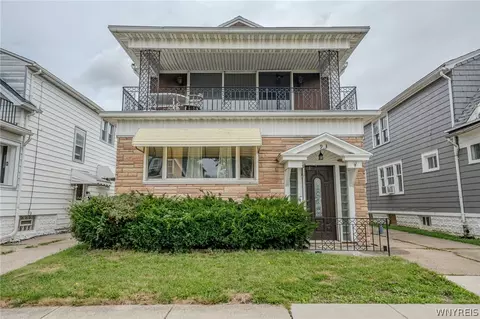 93 Preston Rd, Cheektowaga, NY 14215