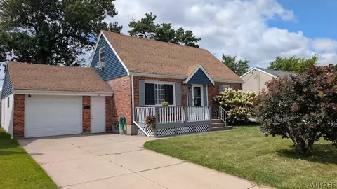 40 Birkdale Rd, Cheektowaga, NY 14225
