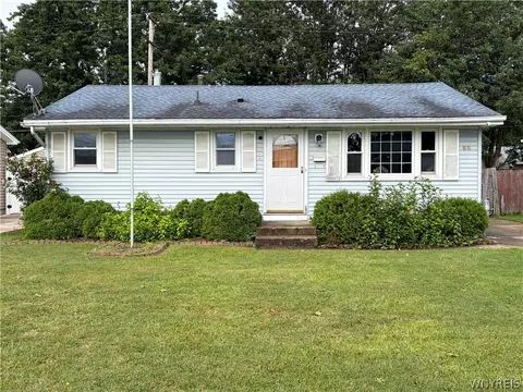 95 King Ave, Depew, NY 14043