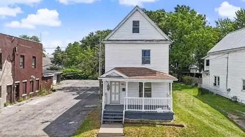 401 Military Rd, Buffalo, NY 14207