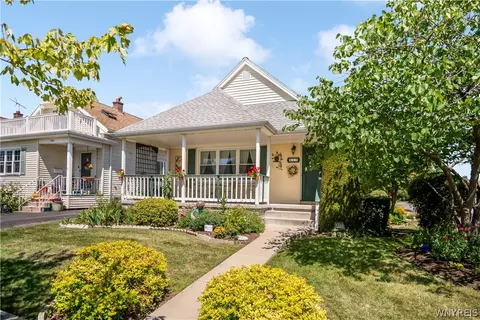 317 Westgate Rd, Kenmore, NY 14217