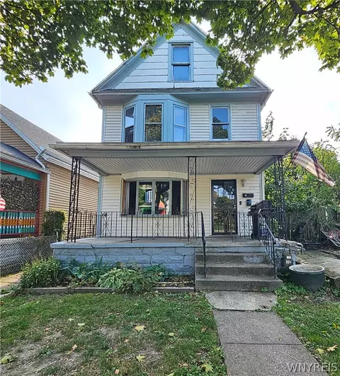 170 16th St, Buffalo, NY 14213