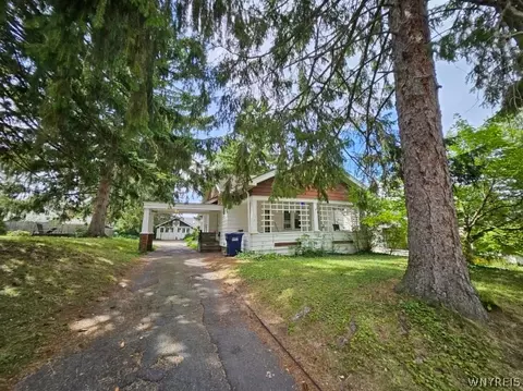 112 Upland Rd, Syracuse, NY 13207