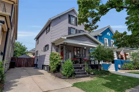 32 Warren Ave, Kenmore, NY 14217