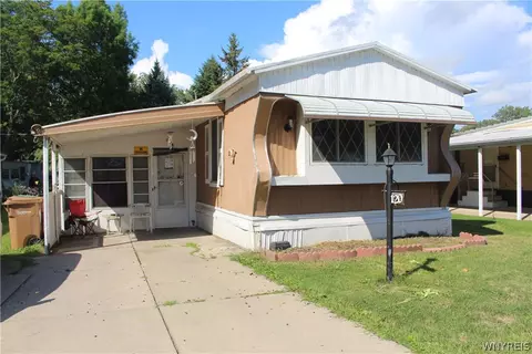 120 Carefree Ln, Cheektowaga, NY 14227