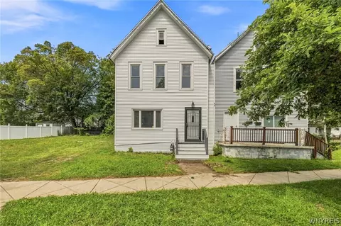 324 Carlton St, Buffalo, NY 14204