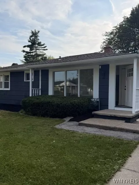 132 Glenhurst Rd, Tonawanda, NY 14150