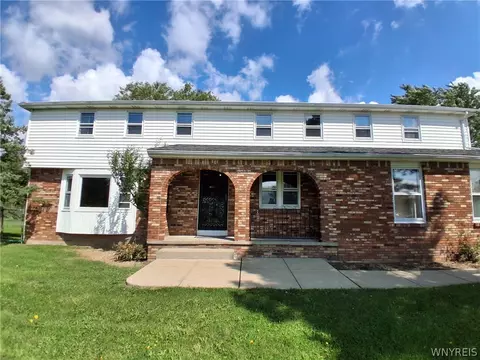 1277 Ransom Rd, Grand Island, NY 14072