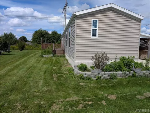 416 Carter Ln, Arcade, NY 14009 photo 4