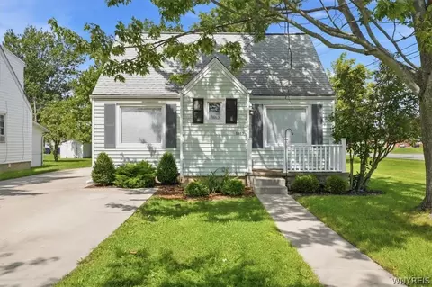 1803 Huth Rd, Grand Island, NY 14072
