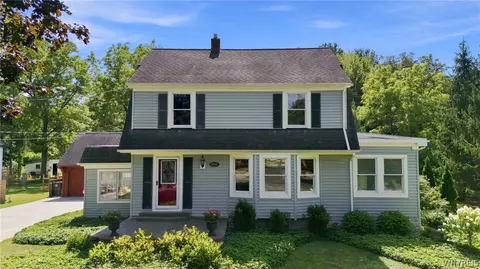 6291 Armor Duells Rd, Orchard Park, NY 14127