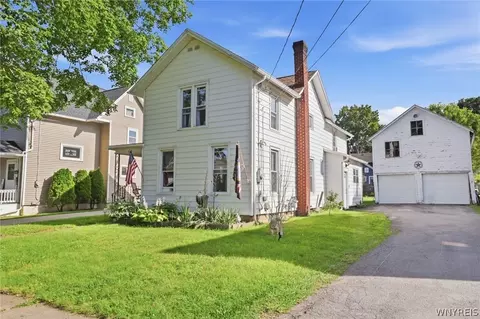 315 Eagle St, Ridgeway, NY 14103
