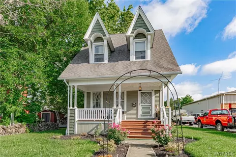 220 Elliot St, Porter, NY 14174