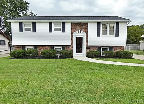 3431 Bethford Dr, Buffalo, NY 14219