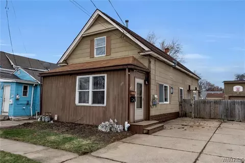 110 Hedley St, Cheektowaga, NY 14206