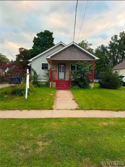 98 Fox St, Buffalo, NY 14212
