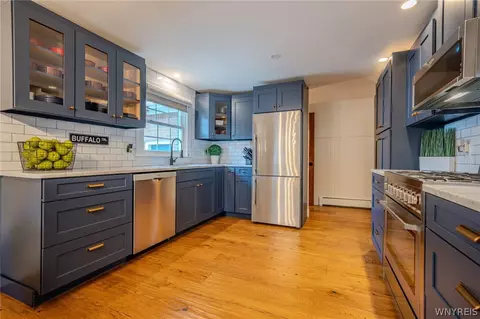 Kitchen - 32 Camner Ave, Lancaster, NY 14086 photo 1 of 5