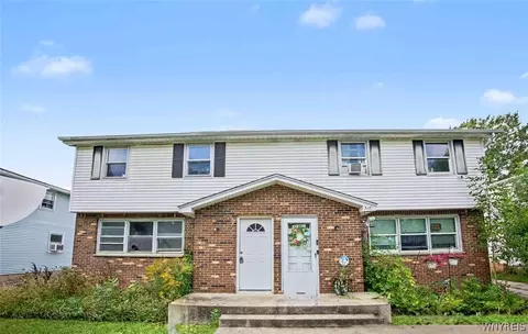 318 Sundridge Dr, Amherst, NY 14228