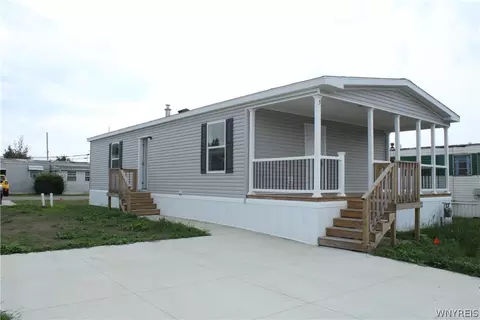 1774 Military Rd #5, Tonawanda, NY 14217