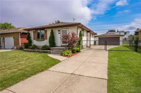 121 Saint Felix Ave, Cheektowaga, NY 14227