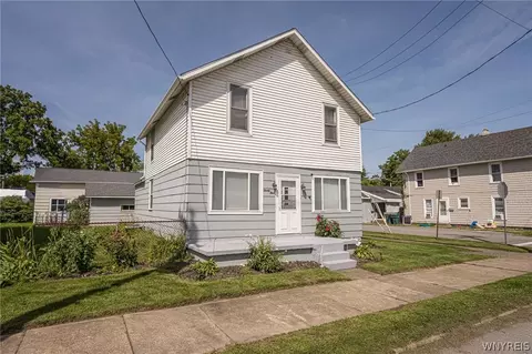 24 Felton St, North Tonawanda, NY 14120